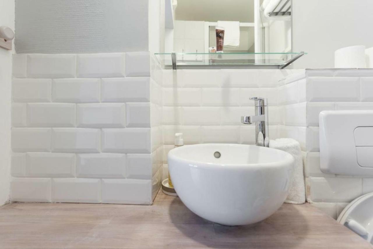 Small Is Beautiful Ideally Located Sleeps 4 Paryż Zewnętrze zdjęcie